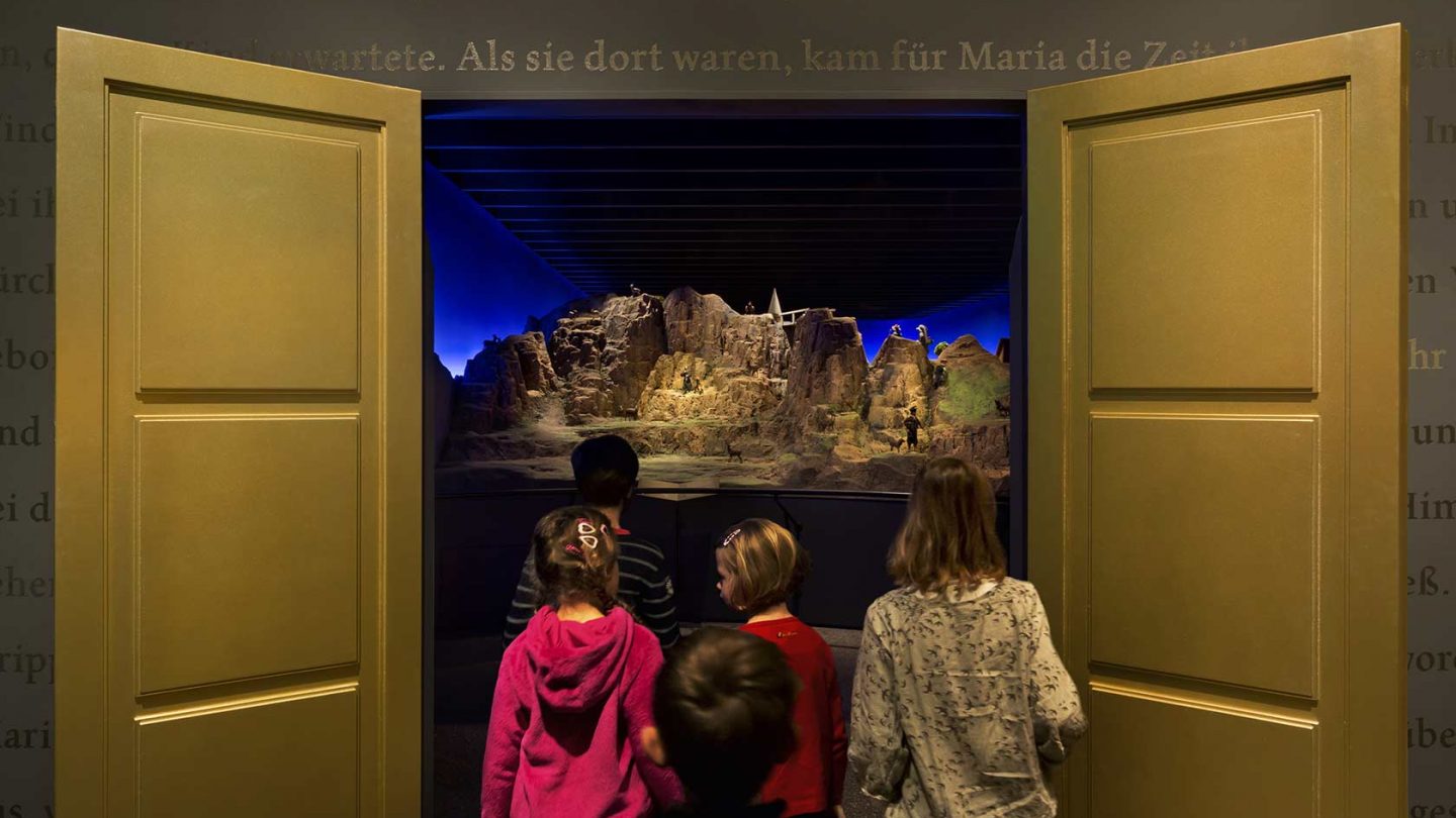 Milla Ausstellung Krippenweg Bonlanden 03