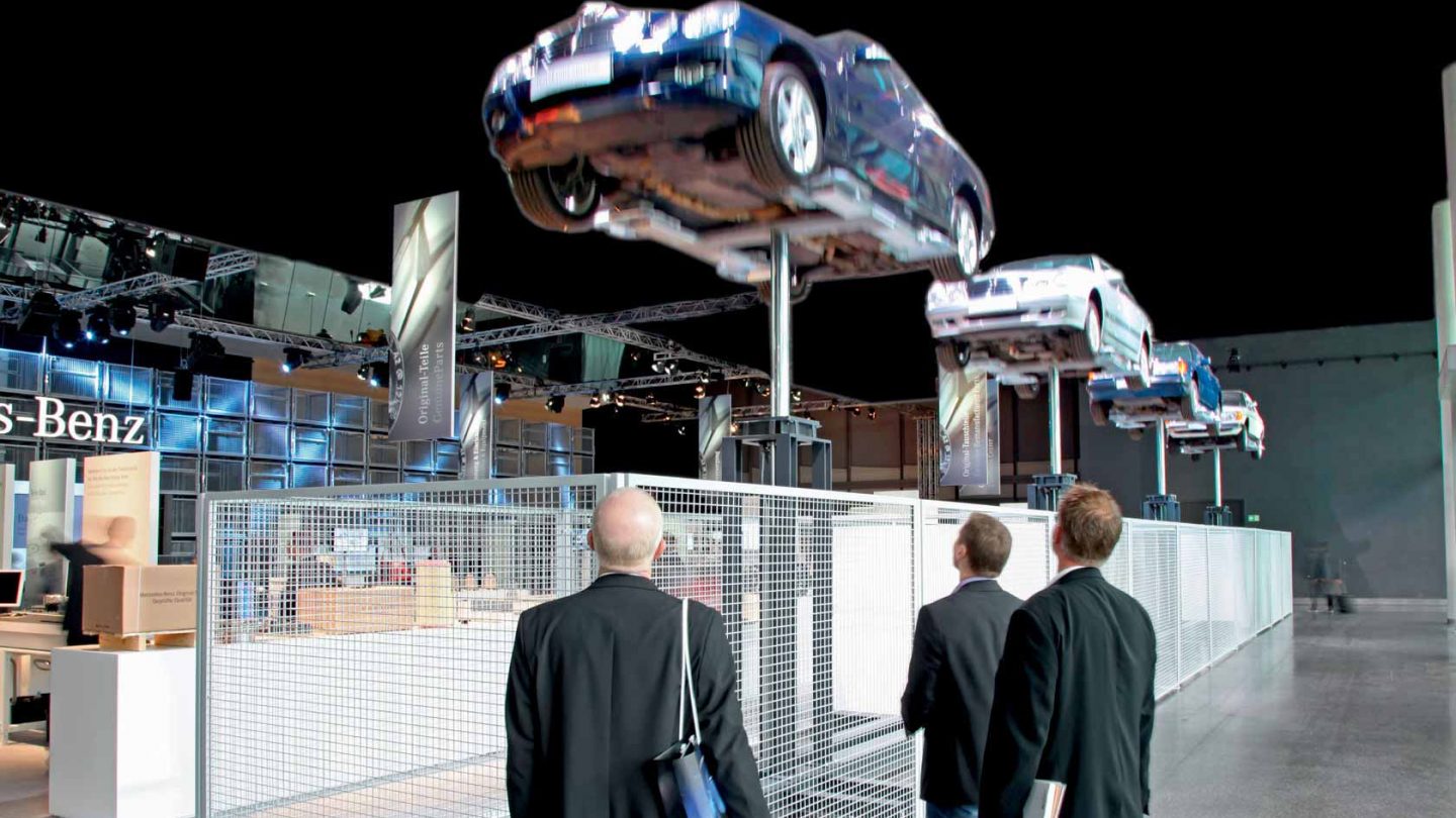 Milla Messeauftritt Mercedes Automechanika 02